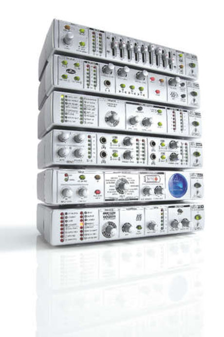 Behringer's Miniamp (third unit from bottom).